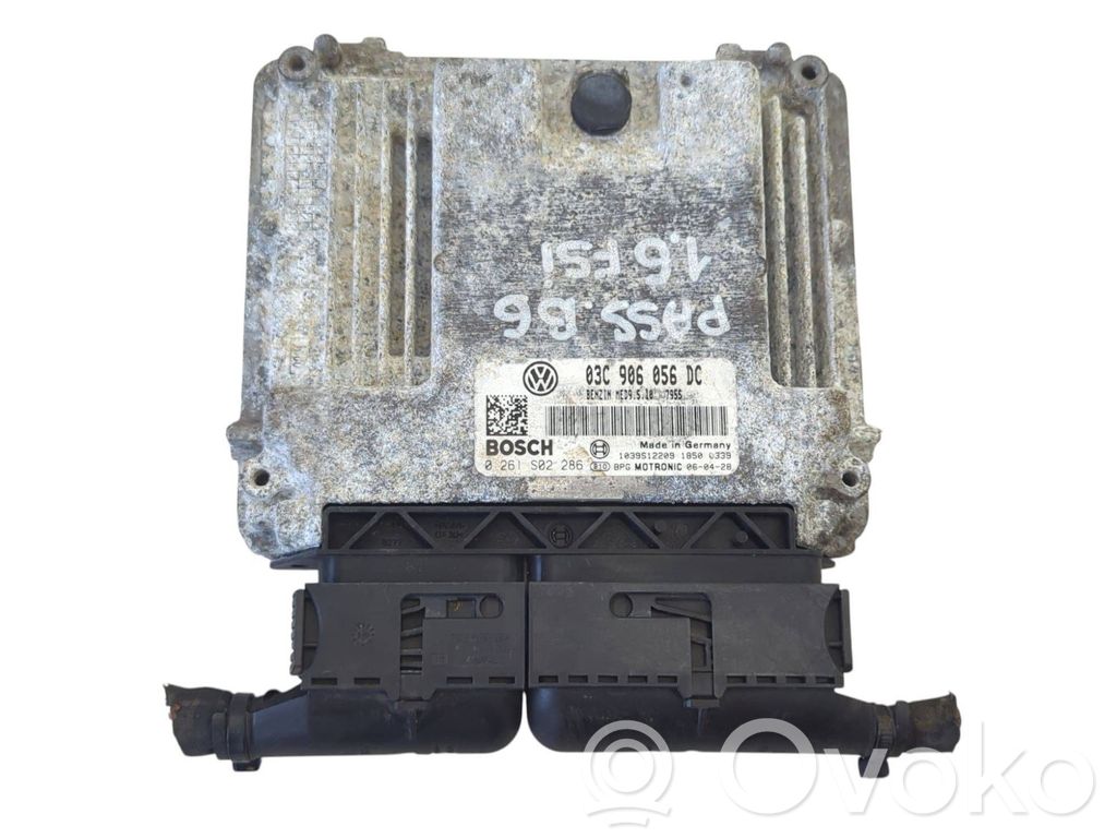 Volkswagen PASSAT B6 Engine control unit/module 