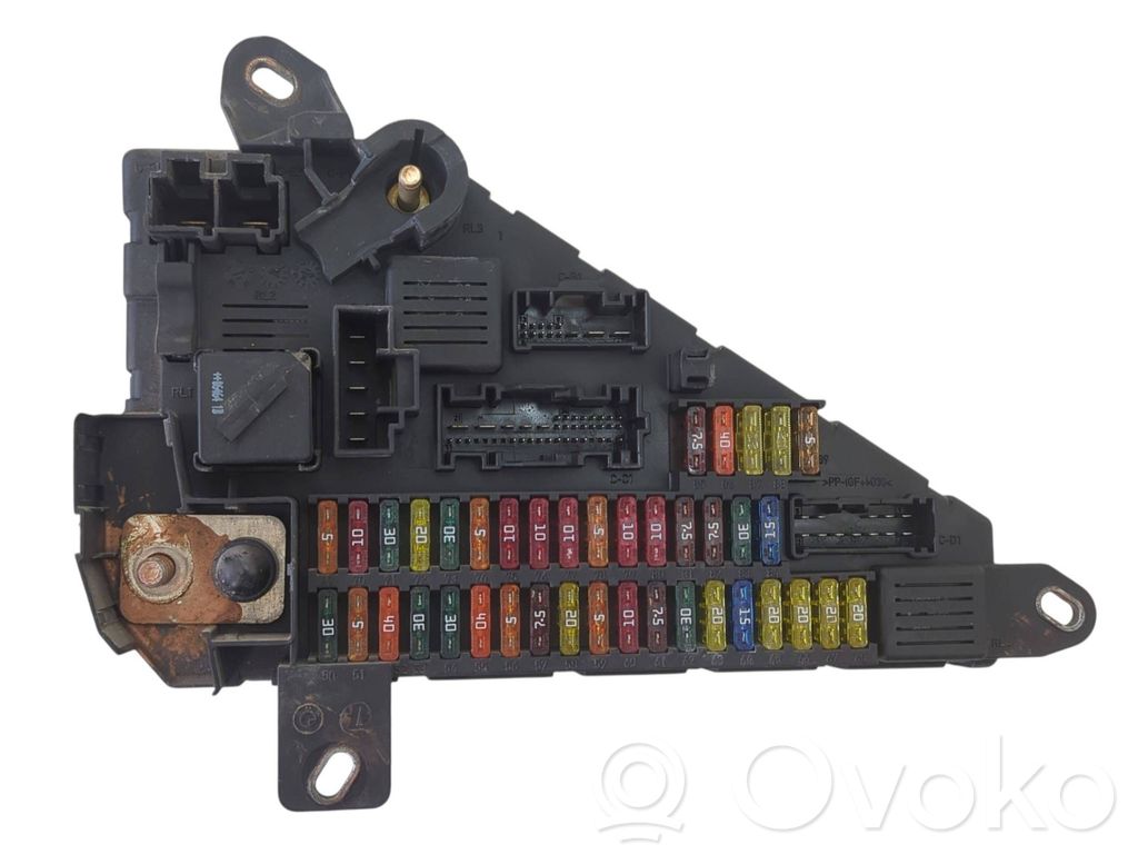 BMW 5 E60 E61 Fuse module 