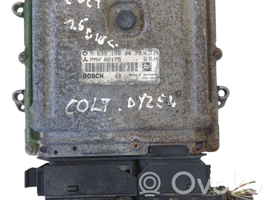 Mitsubishi Colt Engine control unit/module 
