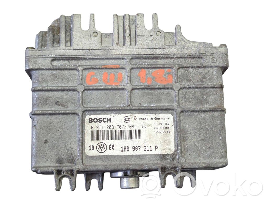 Volkswagen Golf III Engine control unit/module 