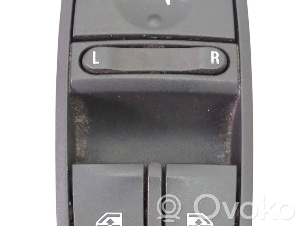 Opel Corsa D Electric window control switch 