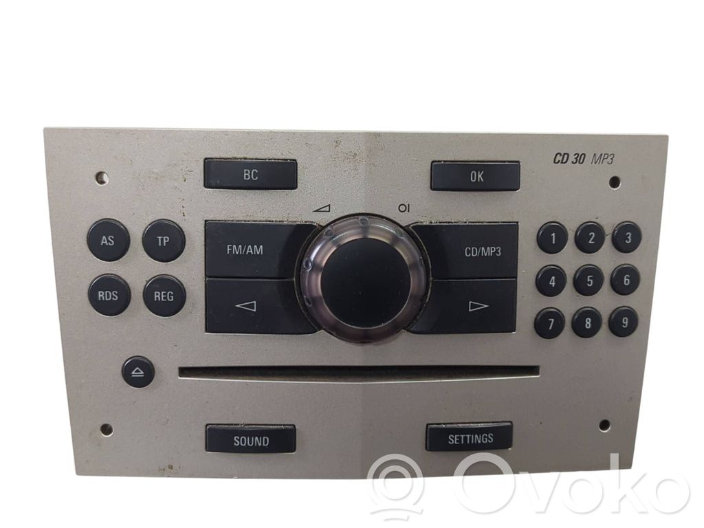 Opel Corsa D Panel / Radioodtwarzacz CD/DVD/GPS 