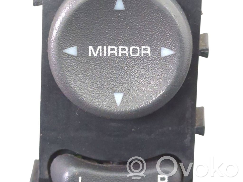 Chrysler Voyager Wing mirror switch 