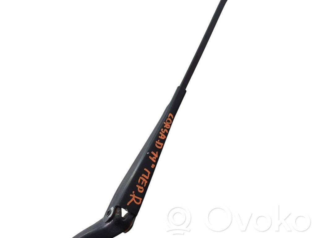 Opel Corsa D Front wiper blade arm 