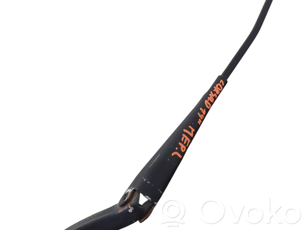 Opel Corsa D Front wiper blade arm 