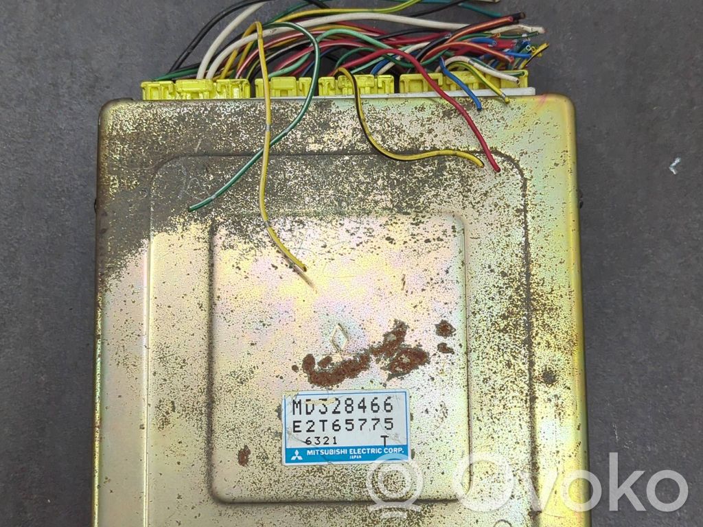 Mitsubishi Colt Engine control unit/module 