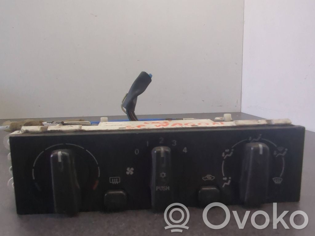 Mitsubishi Space Wagon Climate control unit 