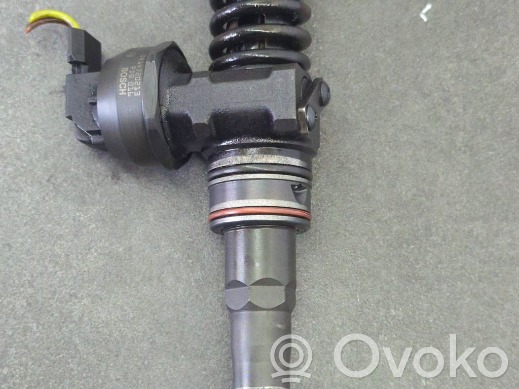 Volkswagen Golf IV Fuel injector 
