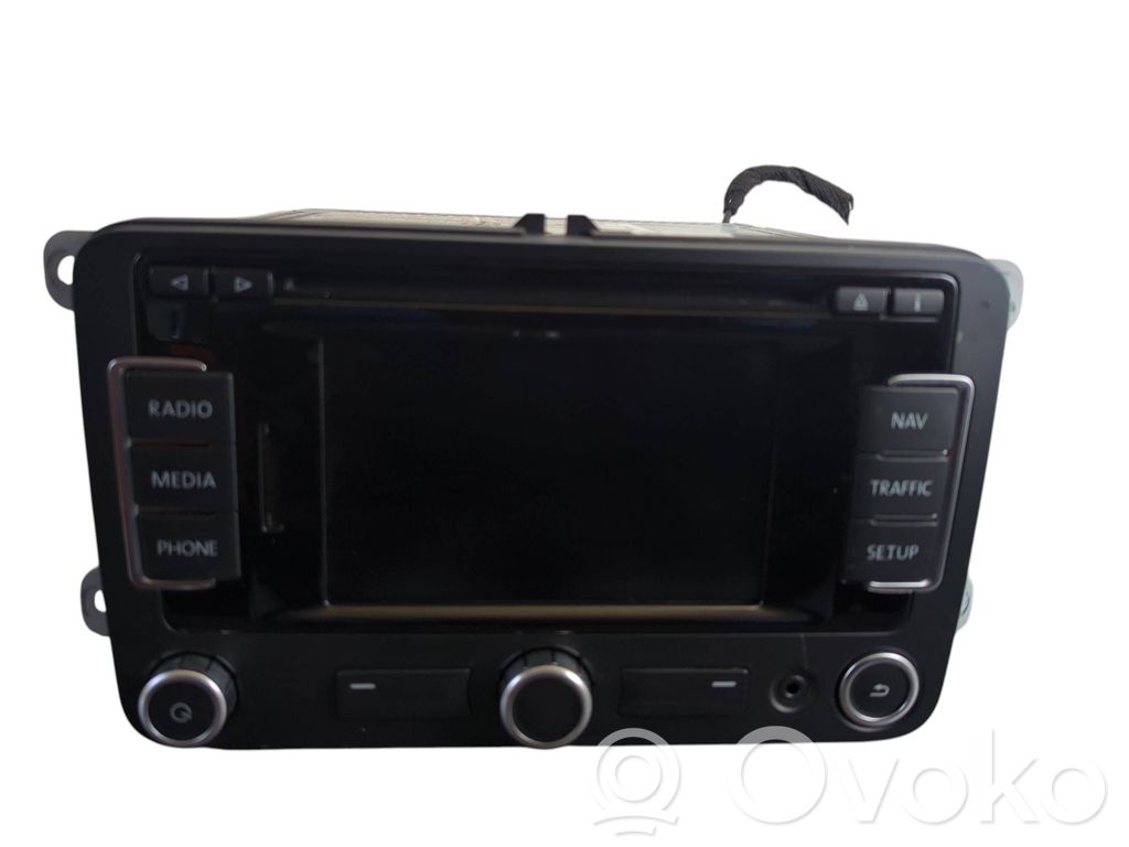Volkswagen PASSAT B7 Panel / Radioodtwarzacz CD/DVD/GPS 