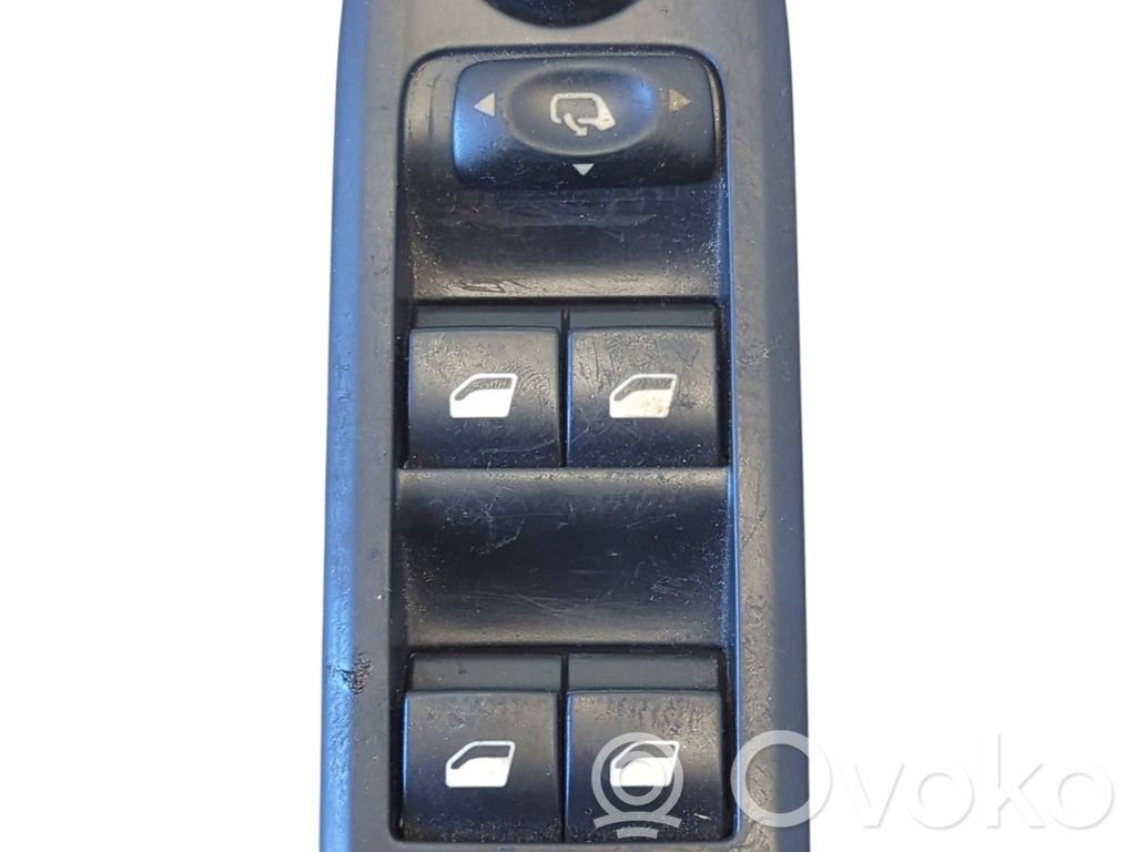 Citroen C5 Electric window control switch 
