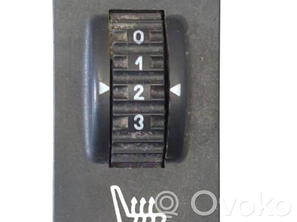 Citroen C5 Seat heating switch 