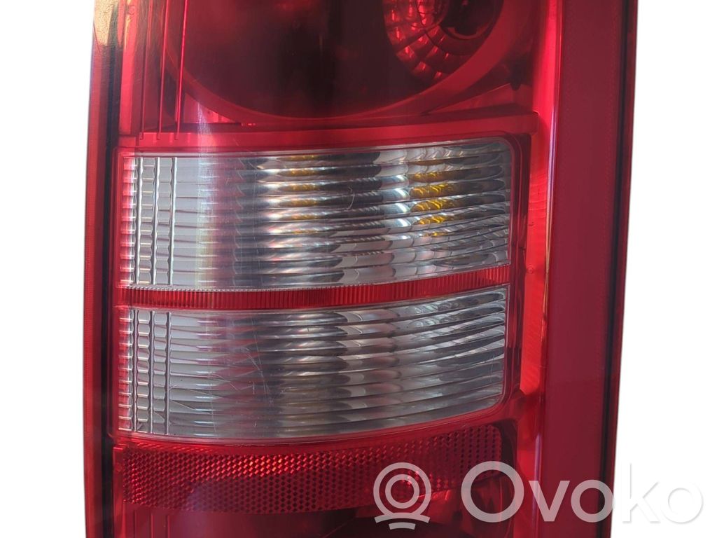 Chrysler Grand Voyager V Luci posteriori 