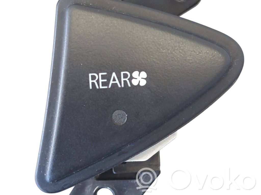 Mitsubishi Grandis Interruptor de control del ventilador interior 