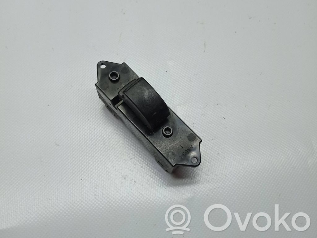 Mitsubishi Outlander Electric window control switch 