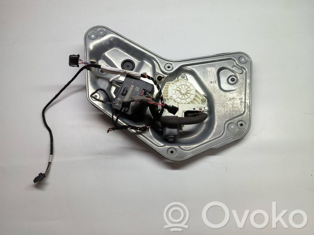 Skoda Yeti (5L) Rear door window regulator with motor 