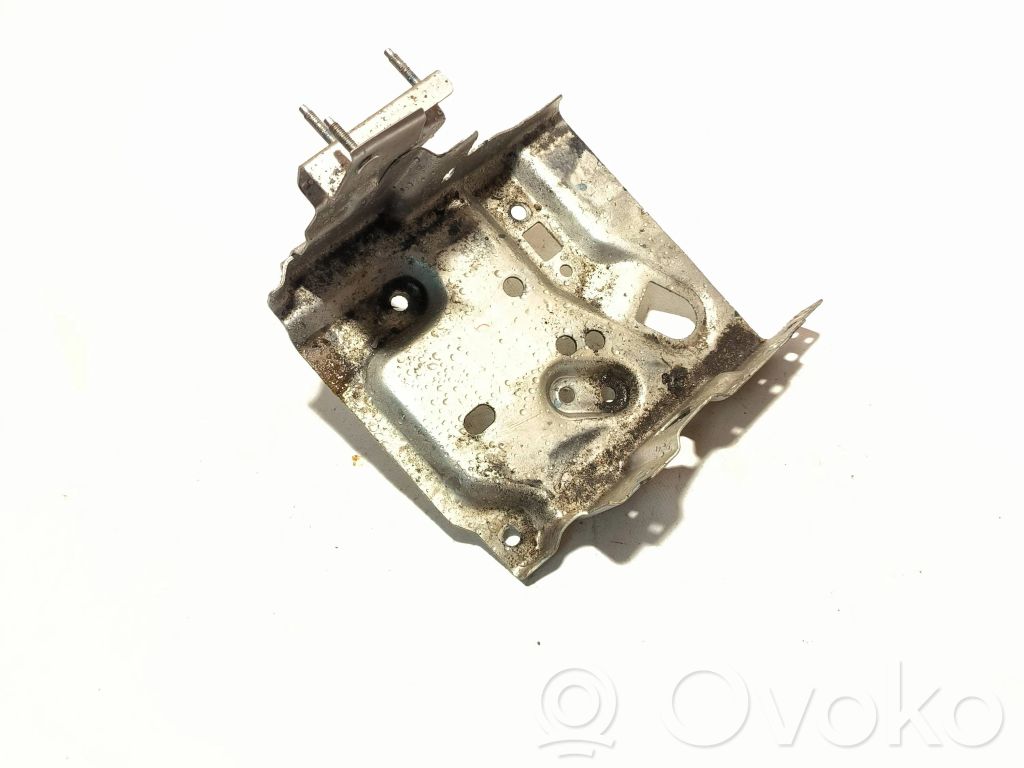 Battery tray