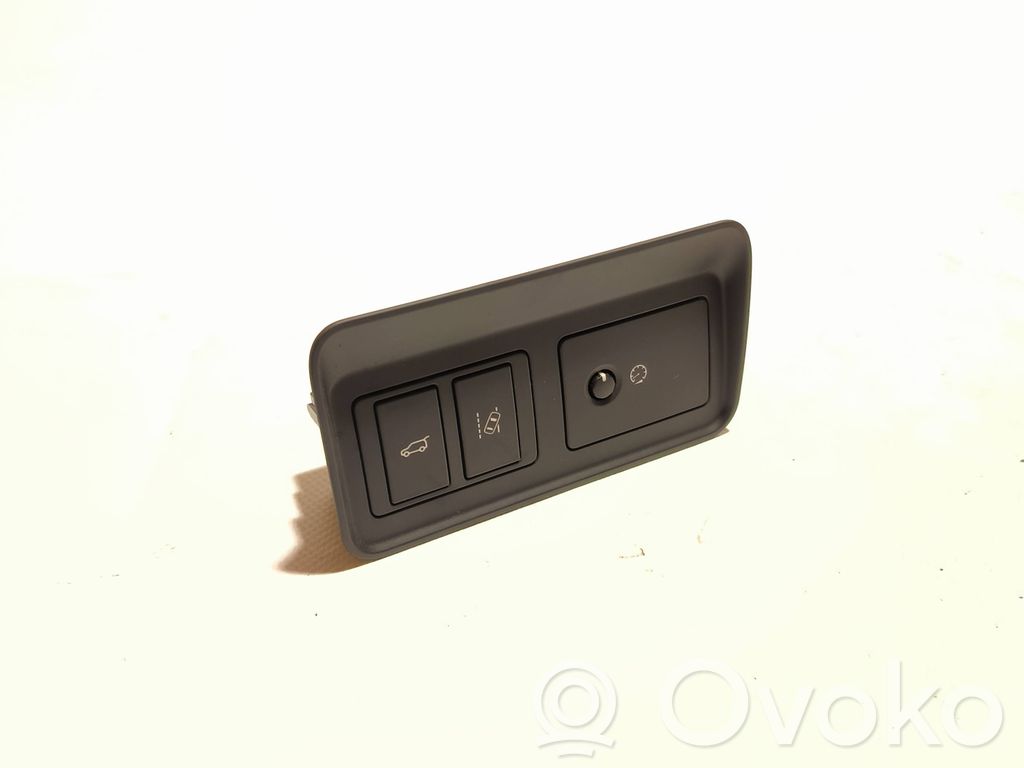 Jaguar E-Pace A set of switches 