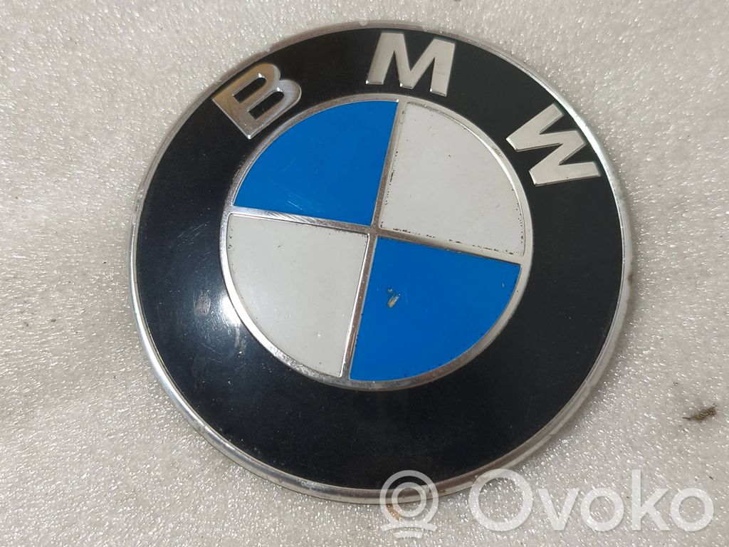 BMW 5 F10 F11 Gamintojo ženkliukas/ modelio raidės 