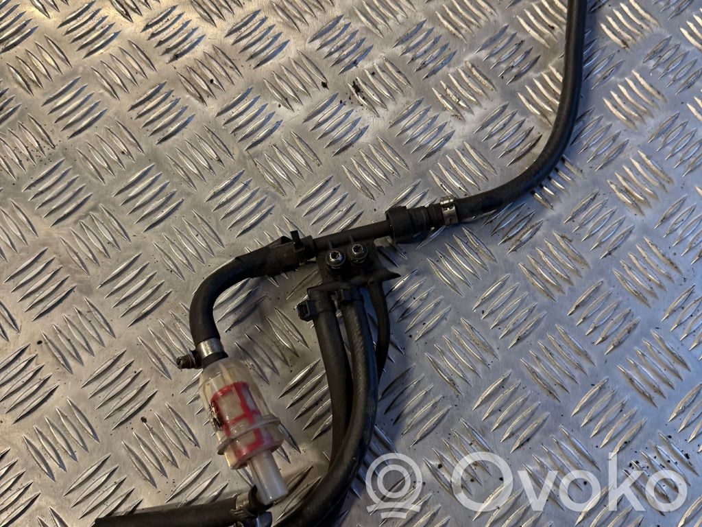 Fuel splitter