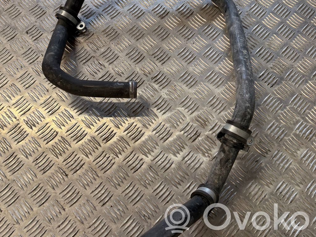 Engine coolant pipe/hose