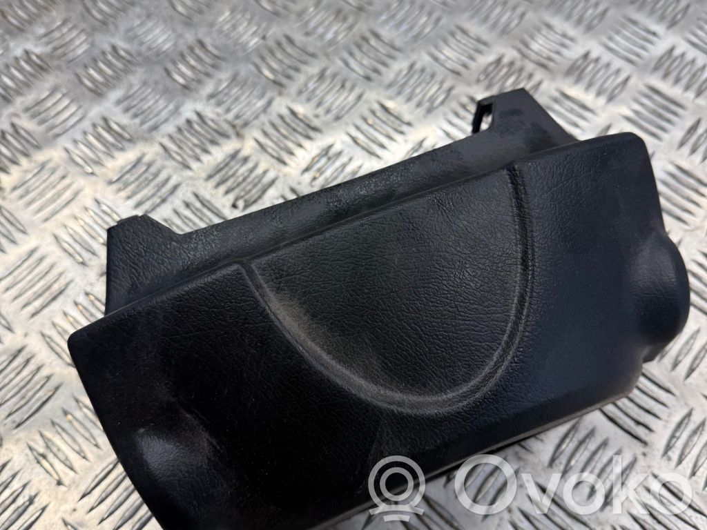 Steering wheel trim