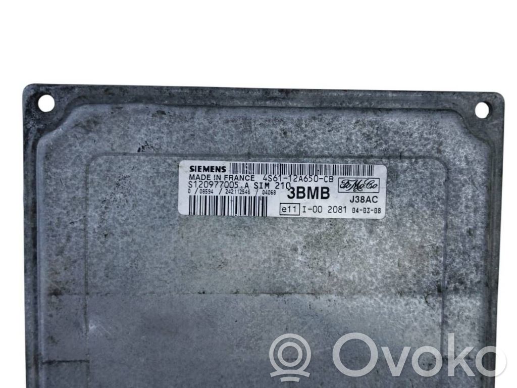 Unidad de control/módulo del motor   S120977005A