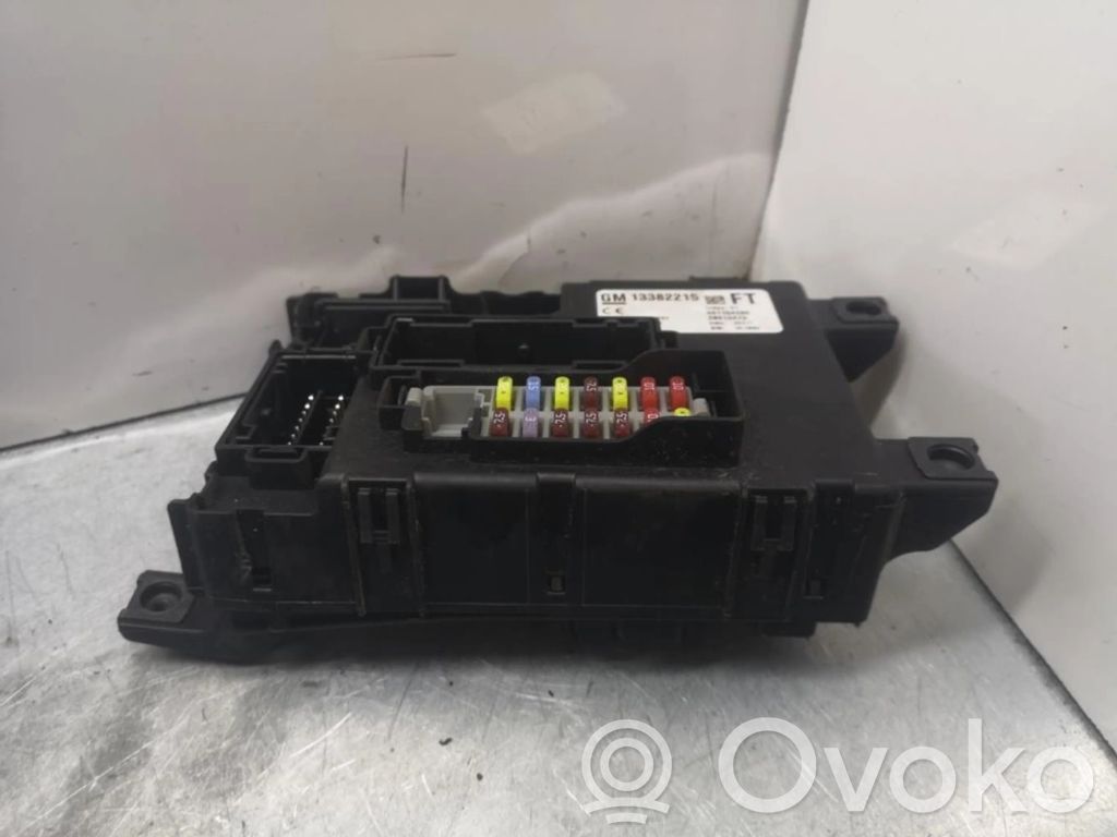 Módulo de fusible   13382215,13382215