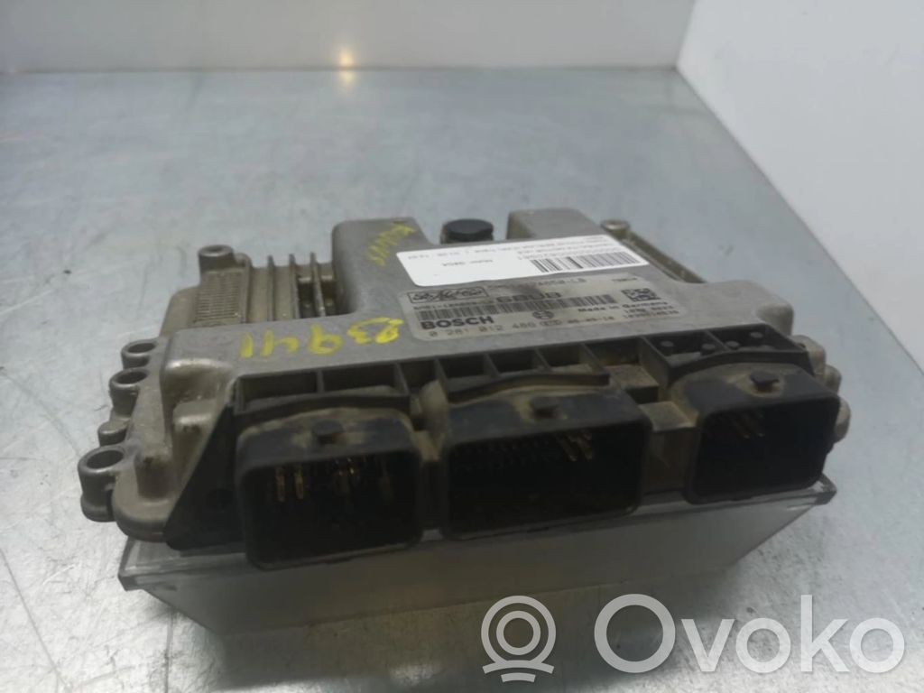 Engine control unit/module ECU   5M5112A650