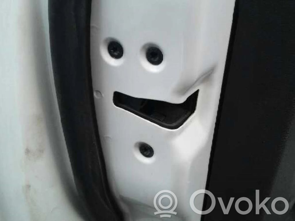 Front door lock   4976083