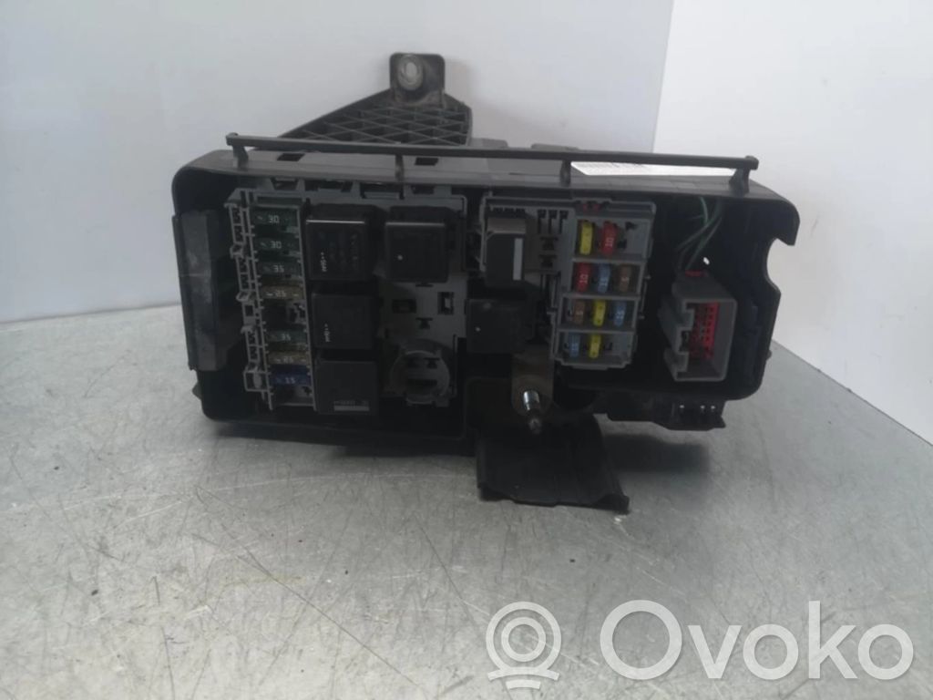 Módulo de fusible   30797010,30797010