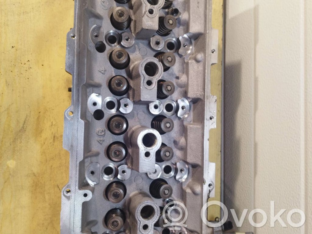 Chrysler PT Cruiser Engine head 