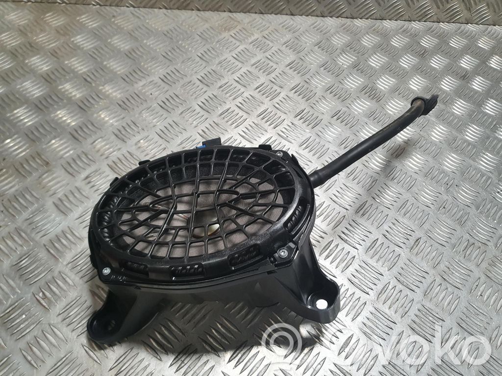 Renault Captur II Subwoofer speaker 