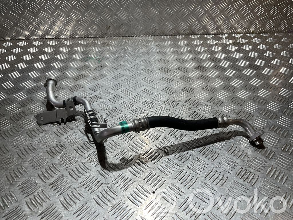 Ilmastointilaitteen putki (A/C)   924800692R,924800692R