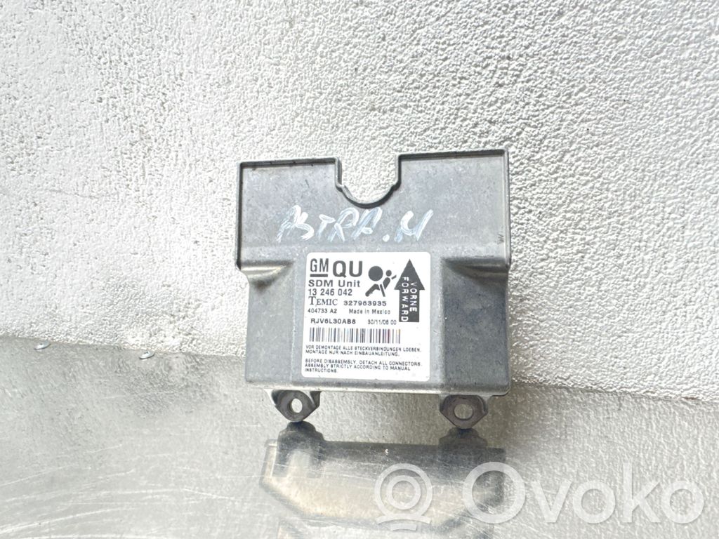 Opel Astra H Airbag control unit/module 