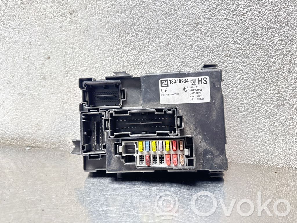 Opel Meriva B Módulo de fusible 
