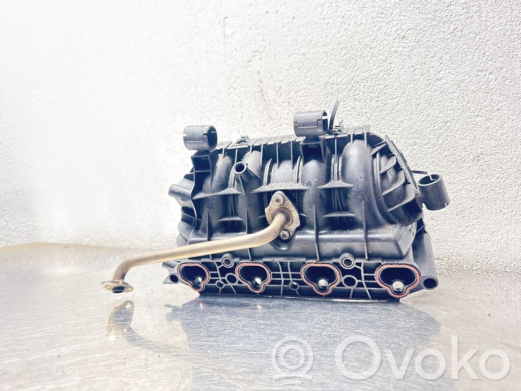 Opel Corsa C Intake manifold 