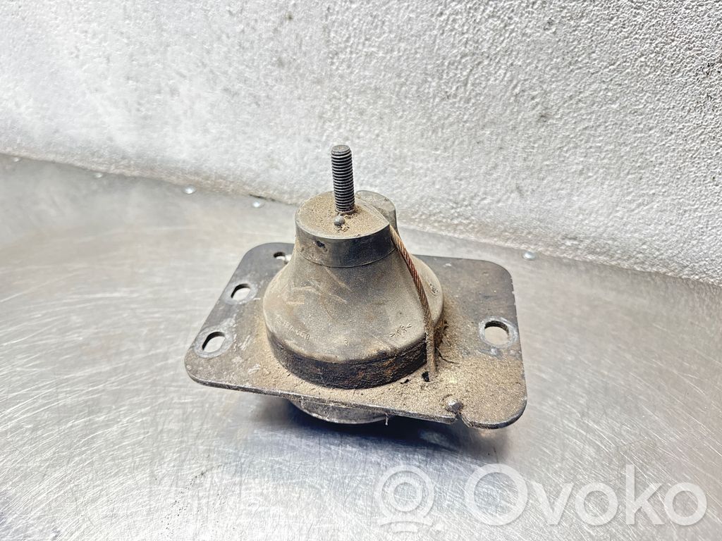 Renault Master II Engine mount bracket 