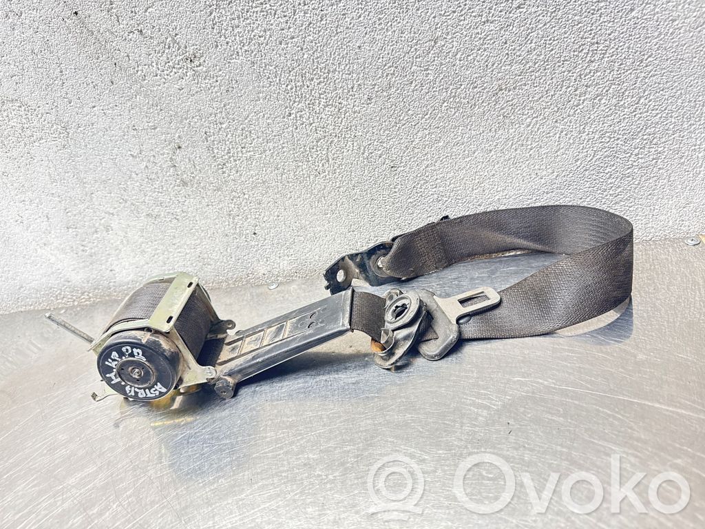 Opel Astra H Cinturón delantero 