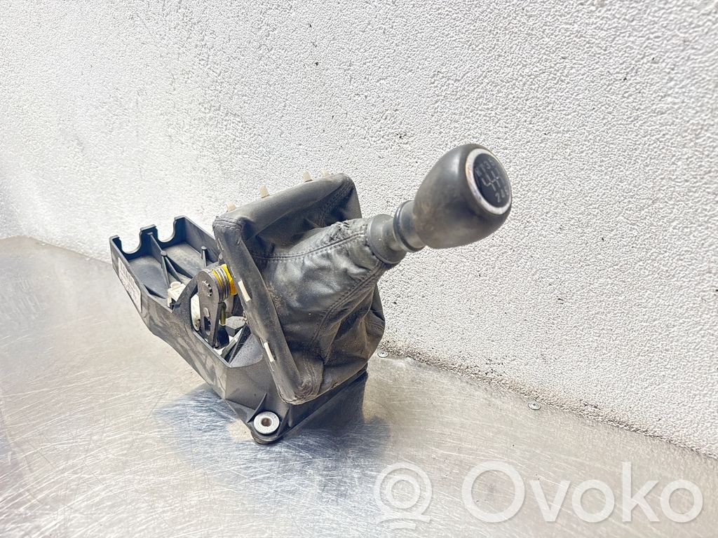 Opel Vectra C Gear shifter/selector 