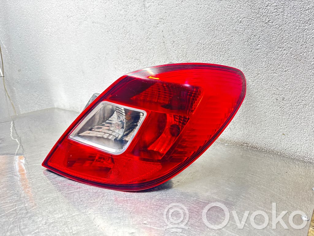 Opel Corsa D Galinis žibintas kėbule 