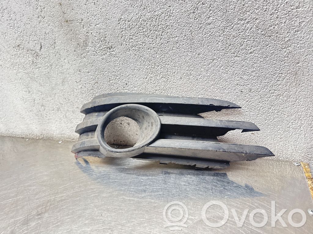 Opel Vectra C Etusumuvalon ritilä 