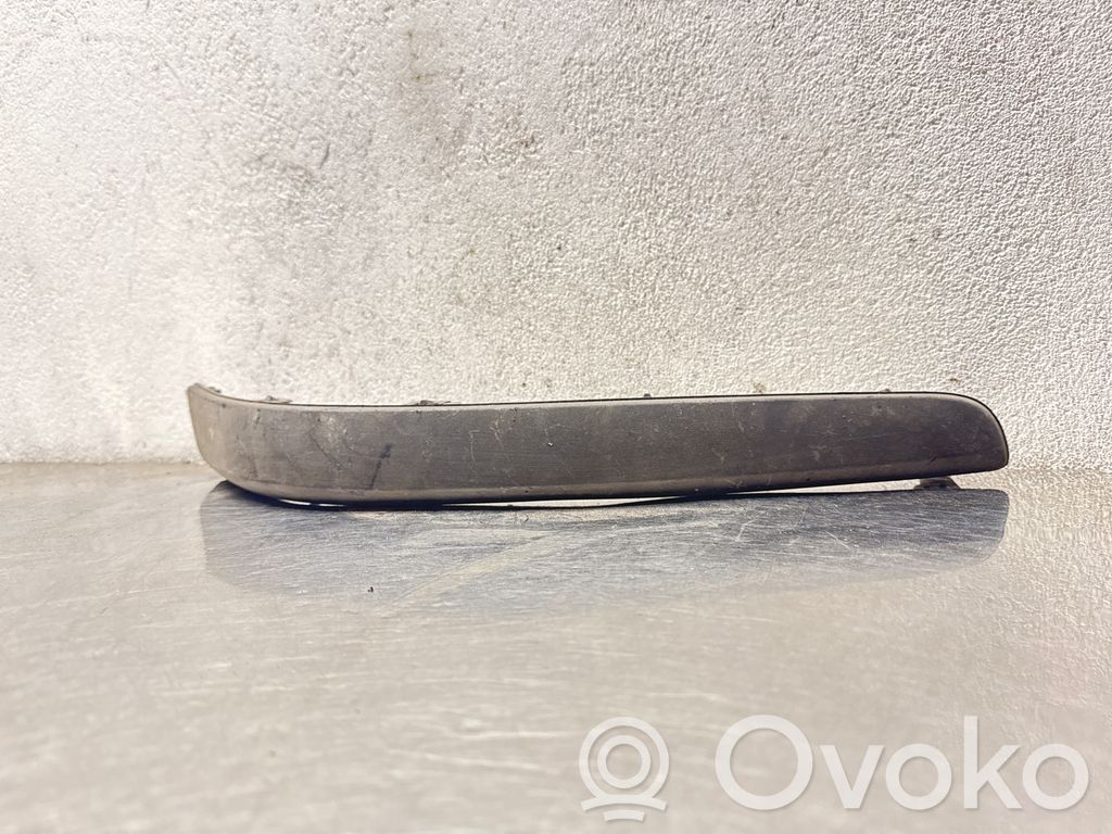 Opel Astra H Apdailinė priekinio bamperio juosta 