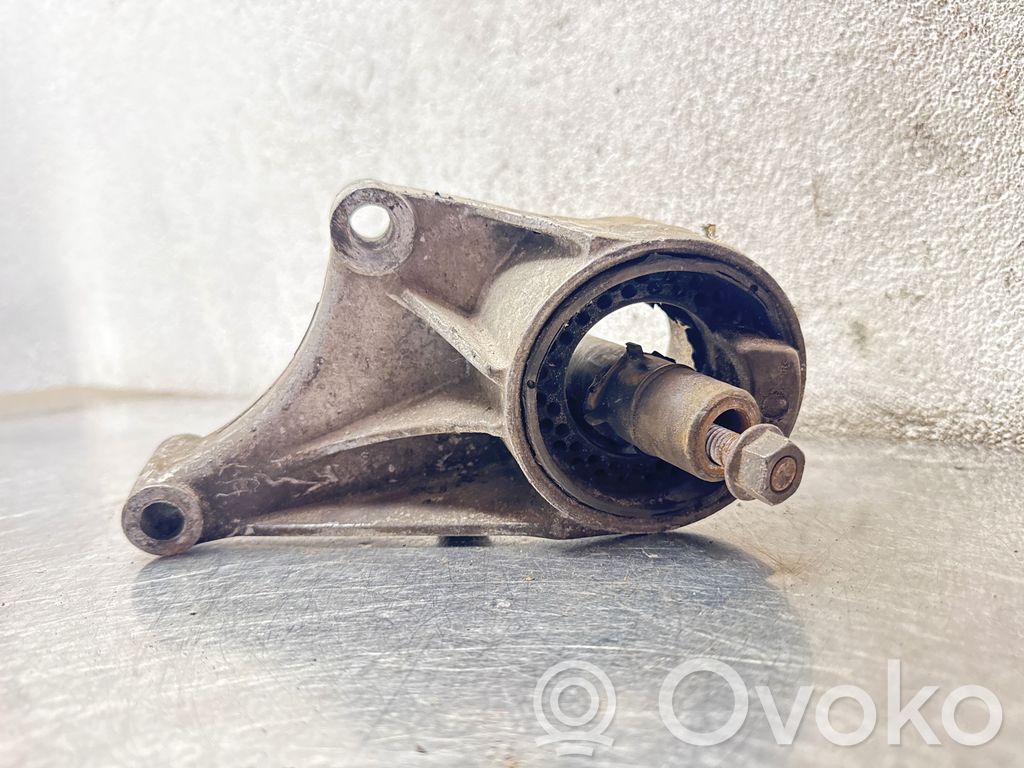 Opel Astra H Engine mount bracket 