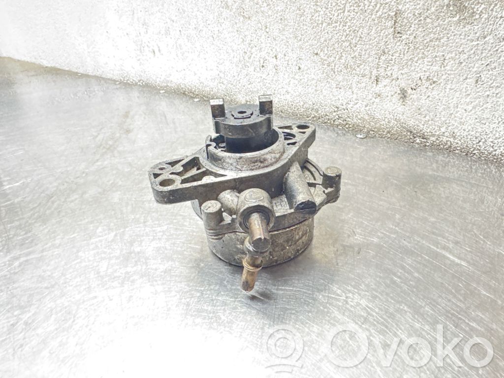 Opel Corsa D Vakuuma sūknis 