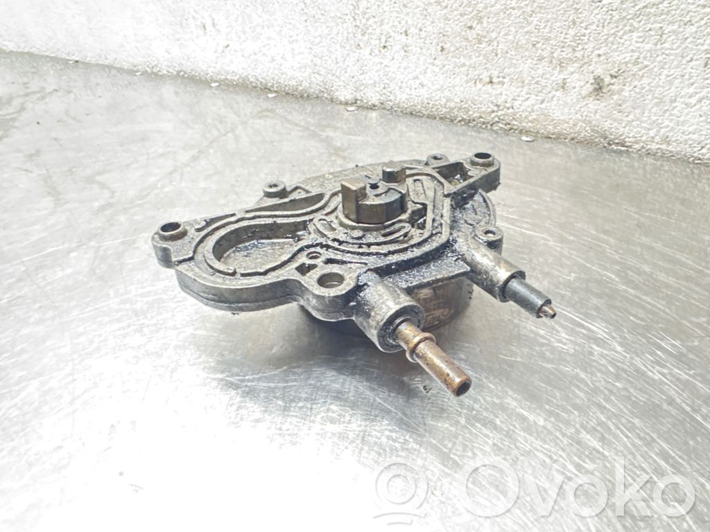 Opel Meriva B Vacuum pump 