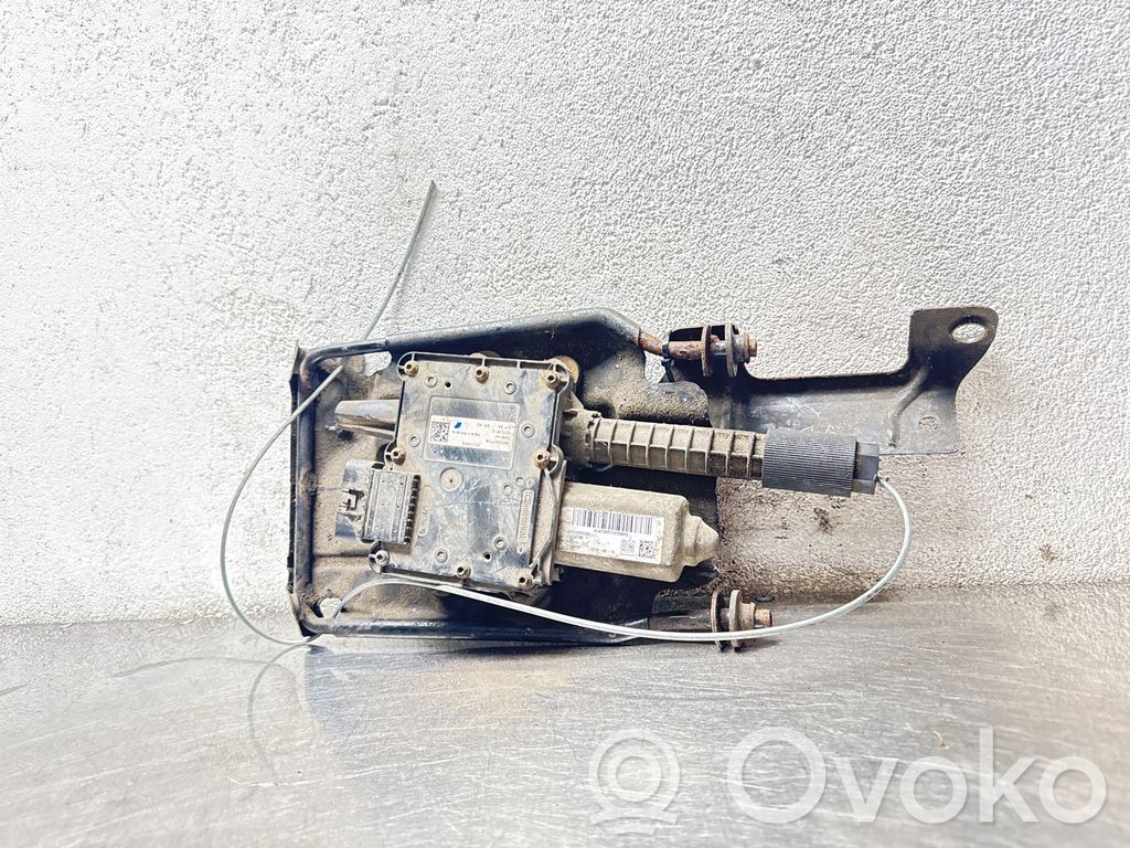 Opel Insignia A Hand brake/parking brake motor 