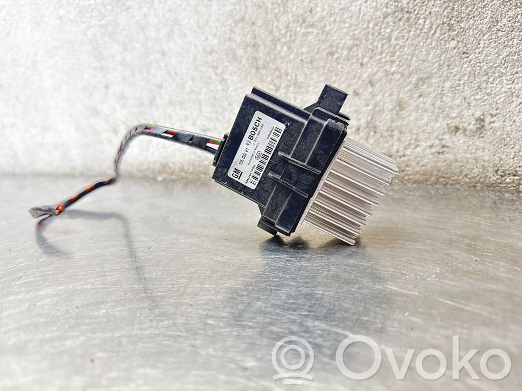 Opel Insignia A Heater blower motor/fan resistor 