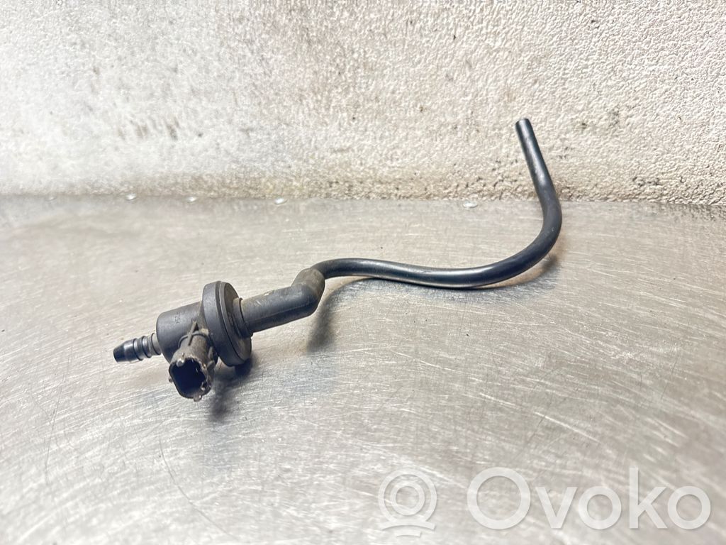 Opel Astra H Válvula de vacío 