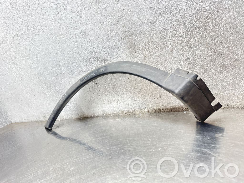 Opel Corsa C Moldura de la aleta trasera 
