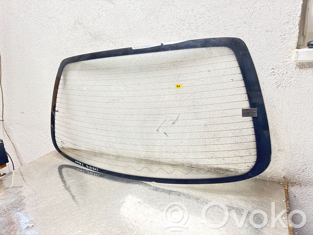 Opel Corsa B Luna del parabrisas trasero 
